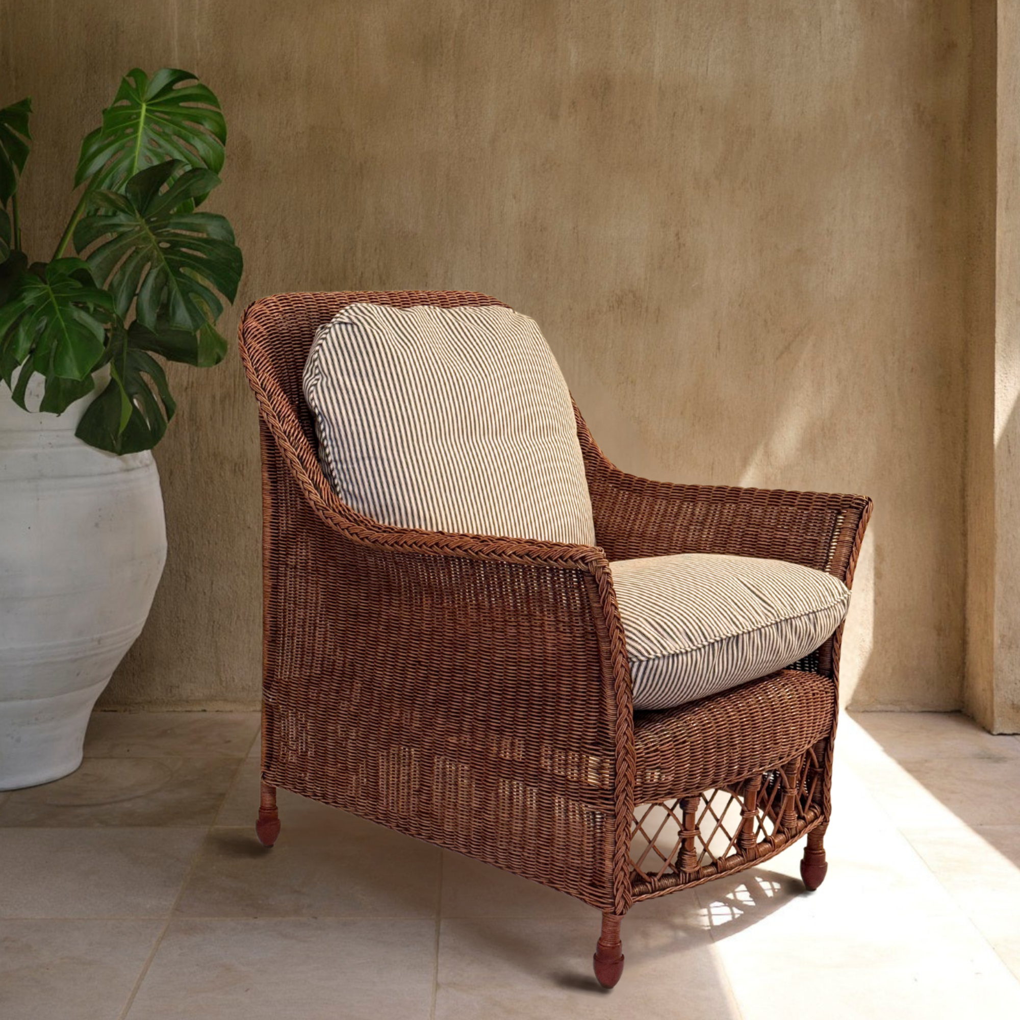 Desiree Lounge Chair